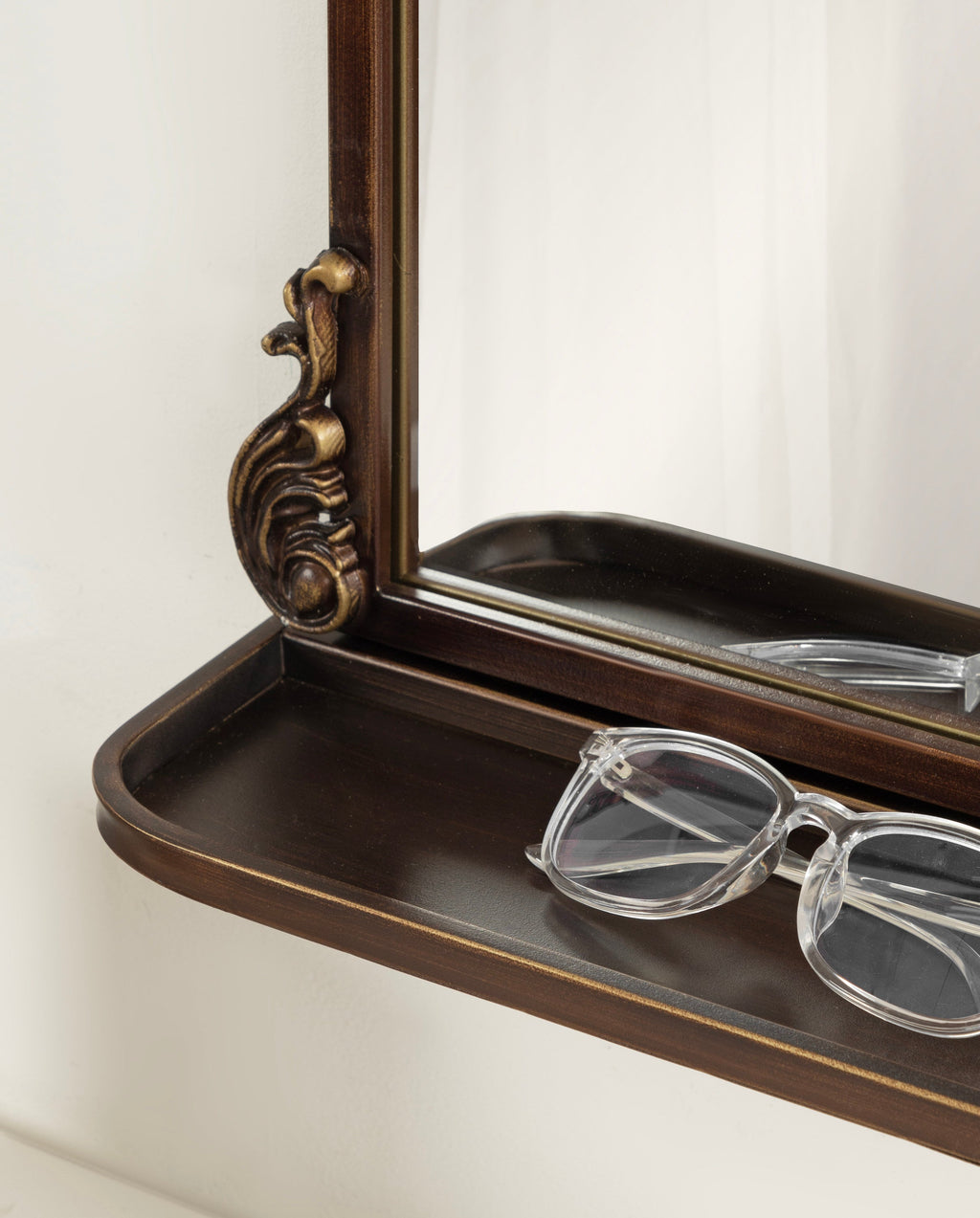 Arendahl Traditional Arch Mirror with Shelf